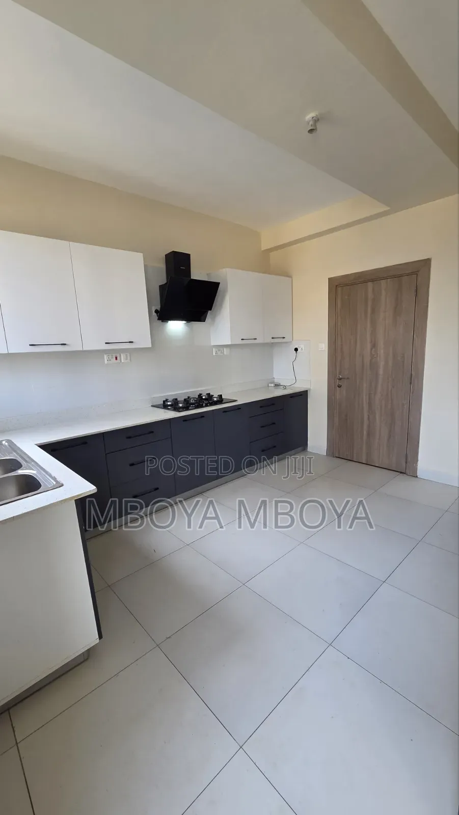 5bdrm Apartment in Parklands for rent