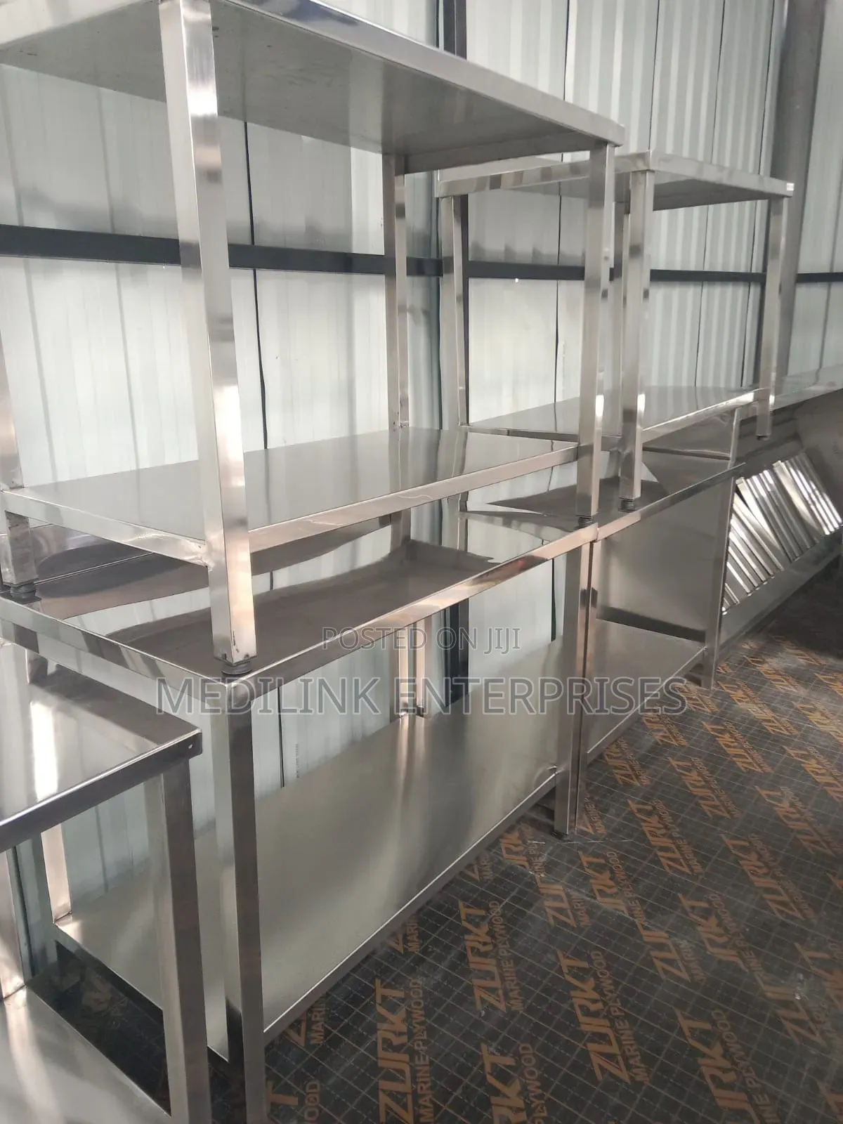 Ss 304 Lana Mill Package/Working Tables Stainless Steel