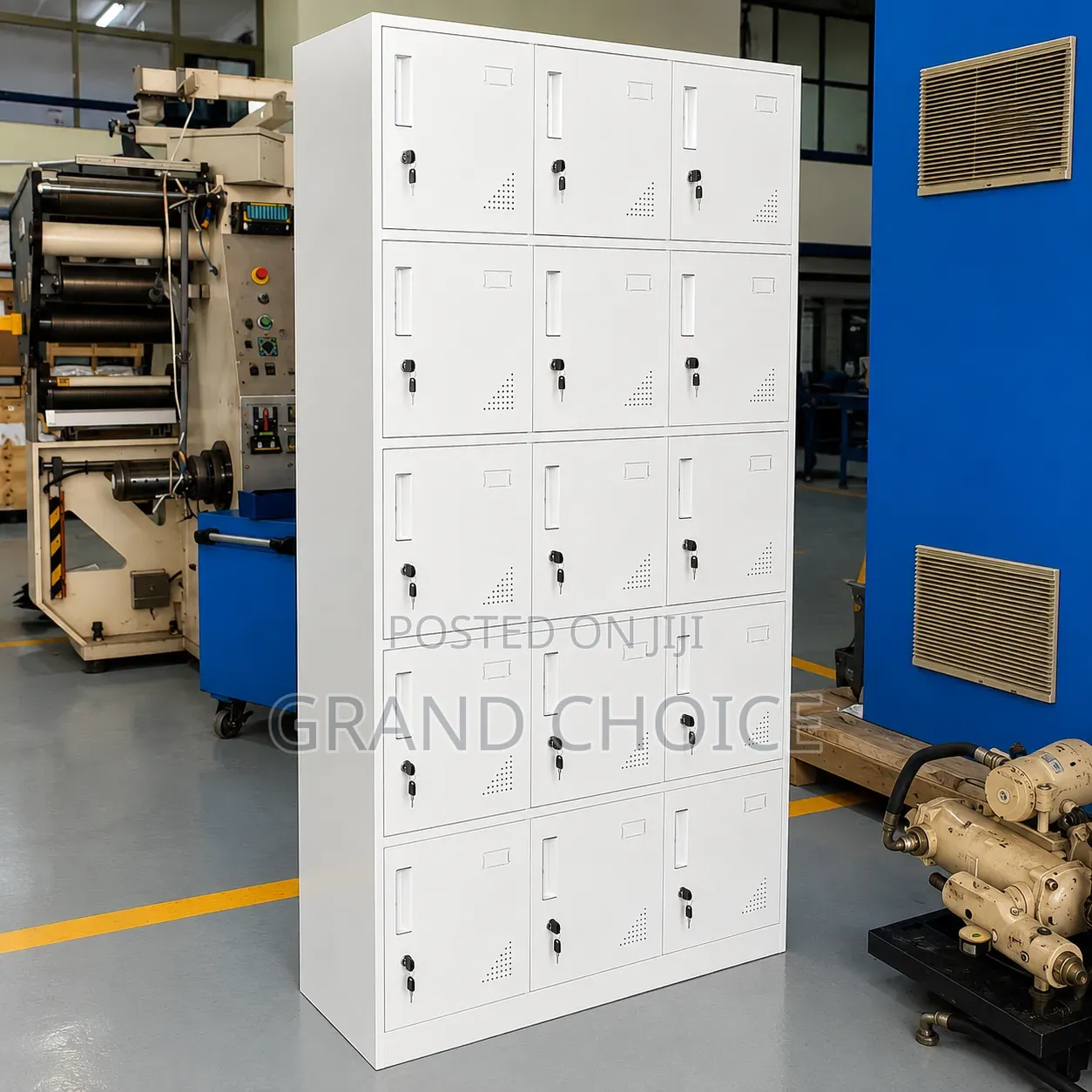 Metal Lockable Storing Cabinet