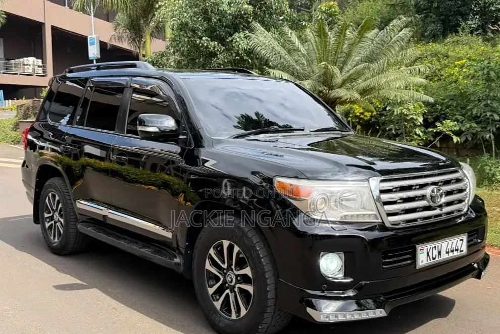 Toyota Land Cruiser 2012 Black