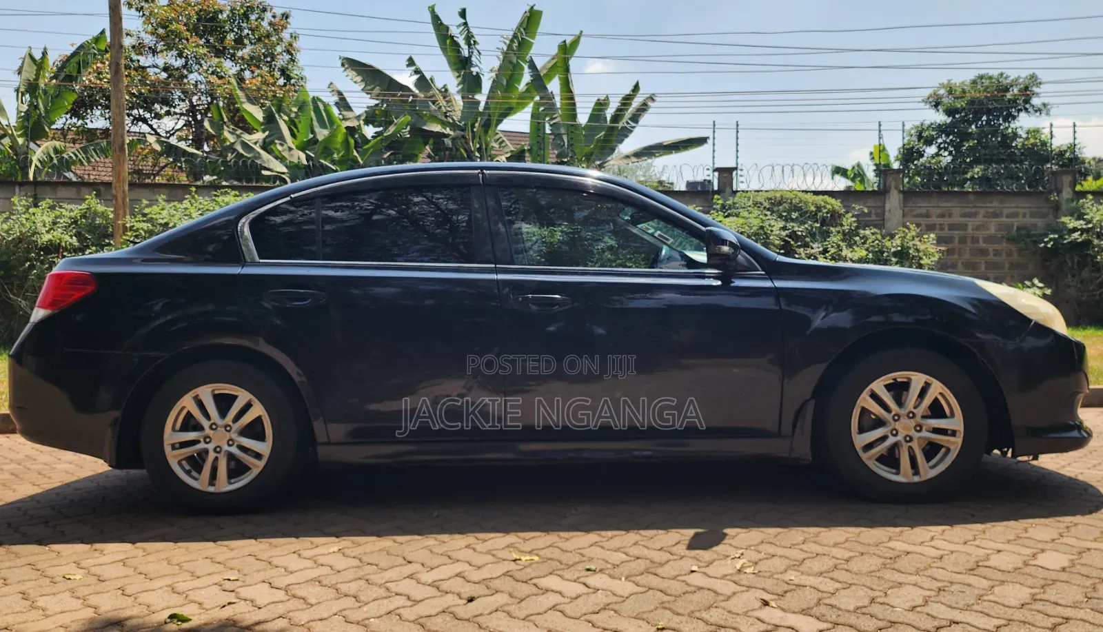 Subaru Legacy 2011 Blue
