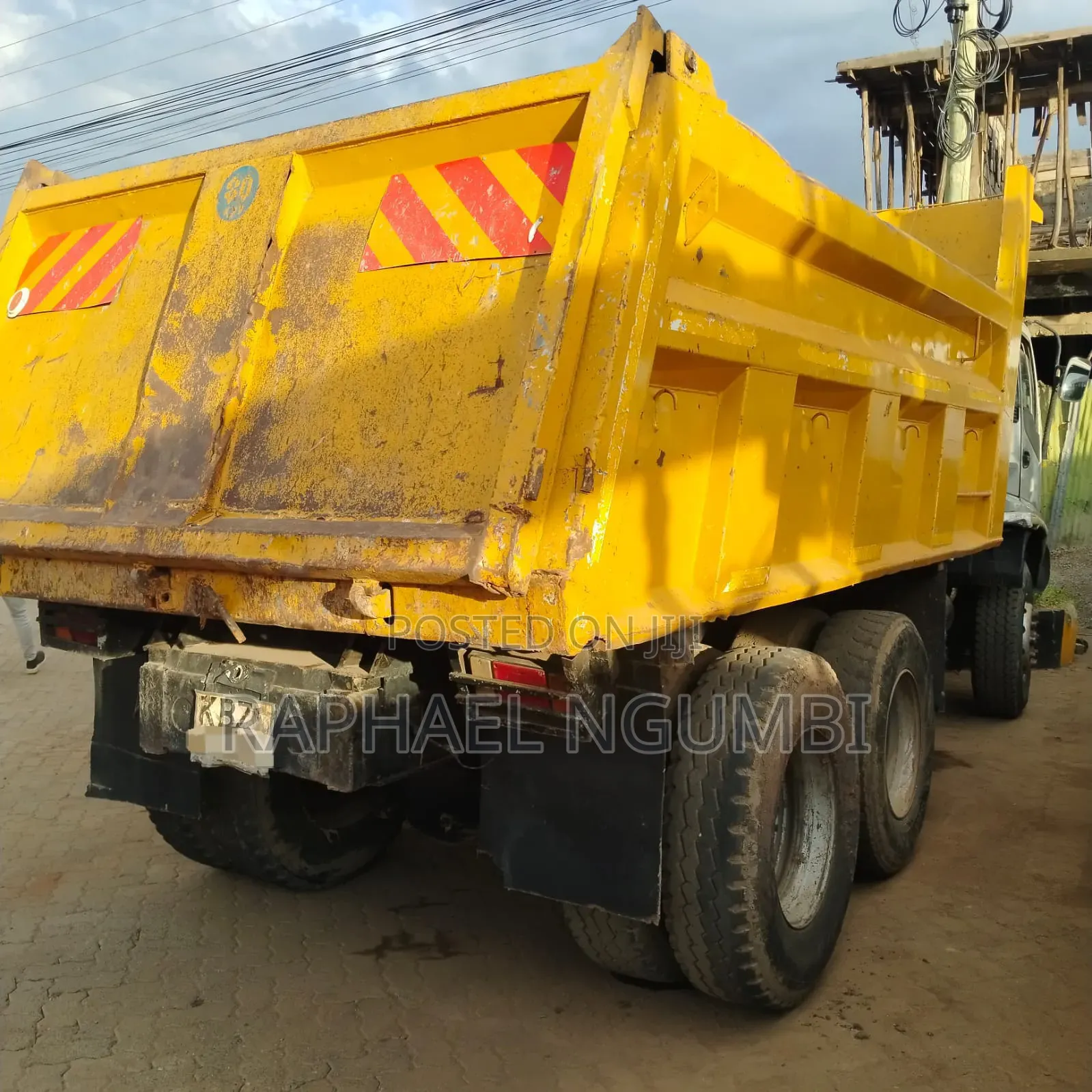 Tipper Isuzu FVZ Truck/Lorry