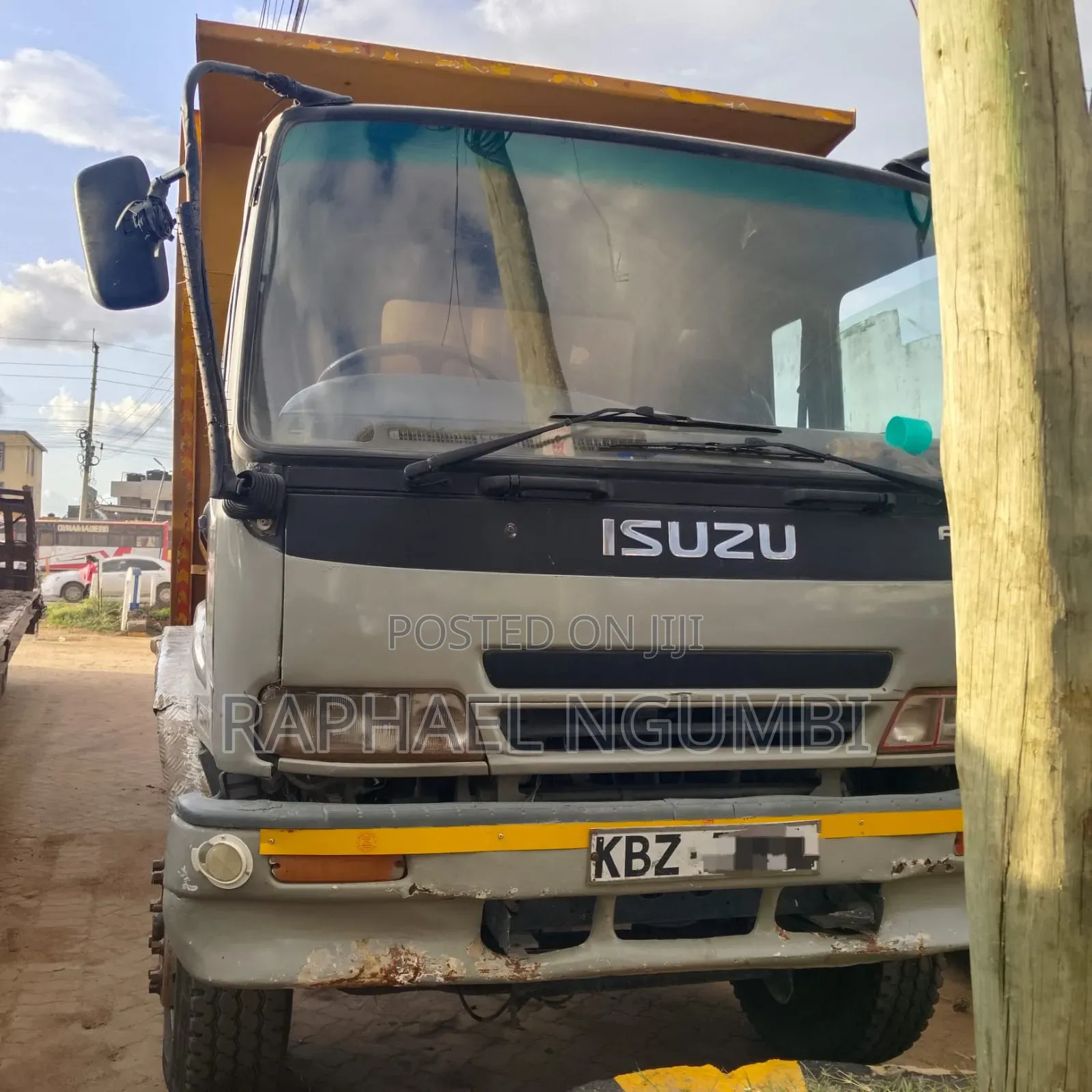 Tipper Isuzu FVZ Truck/Lorry