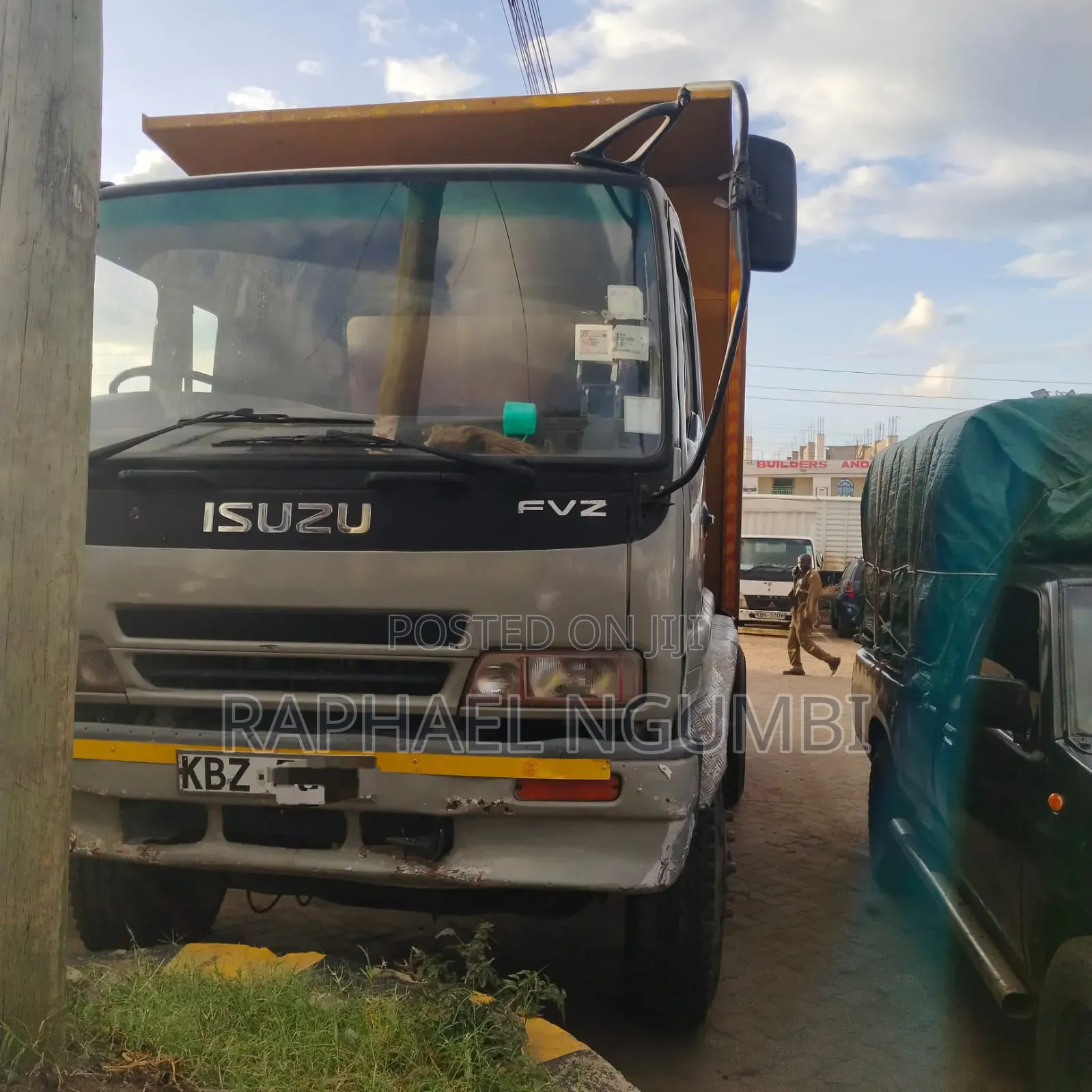 Tipper Isuzu FVZ Truck/Lorry