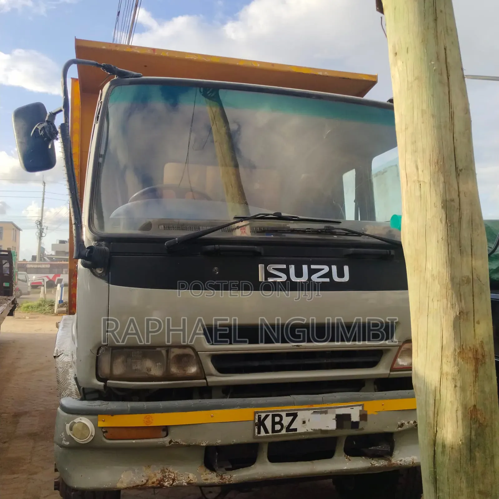 Tipper Isuzu FVZ Truck/Lorry