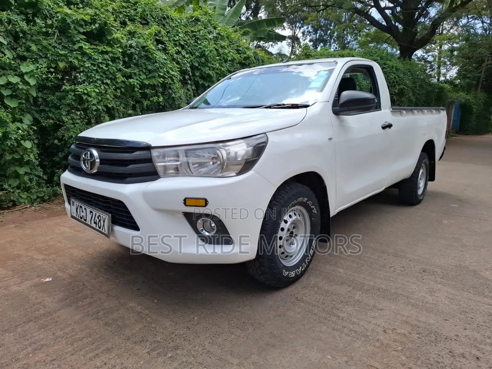 Toyota Hilux Revo Single Cab Deisel 2.4 RWD 2016 White