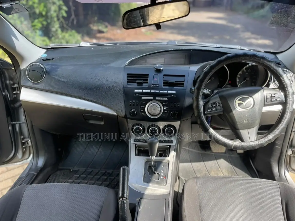 Mazda Axela 2010 Silver
