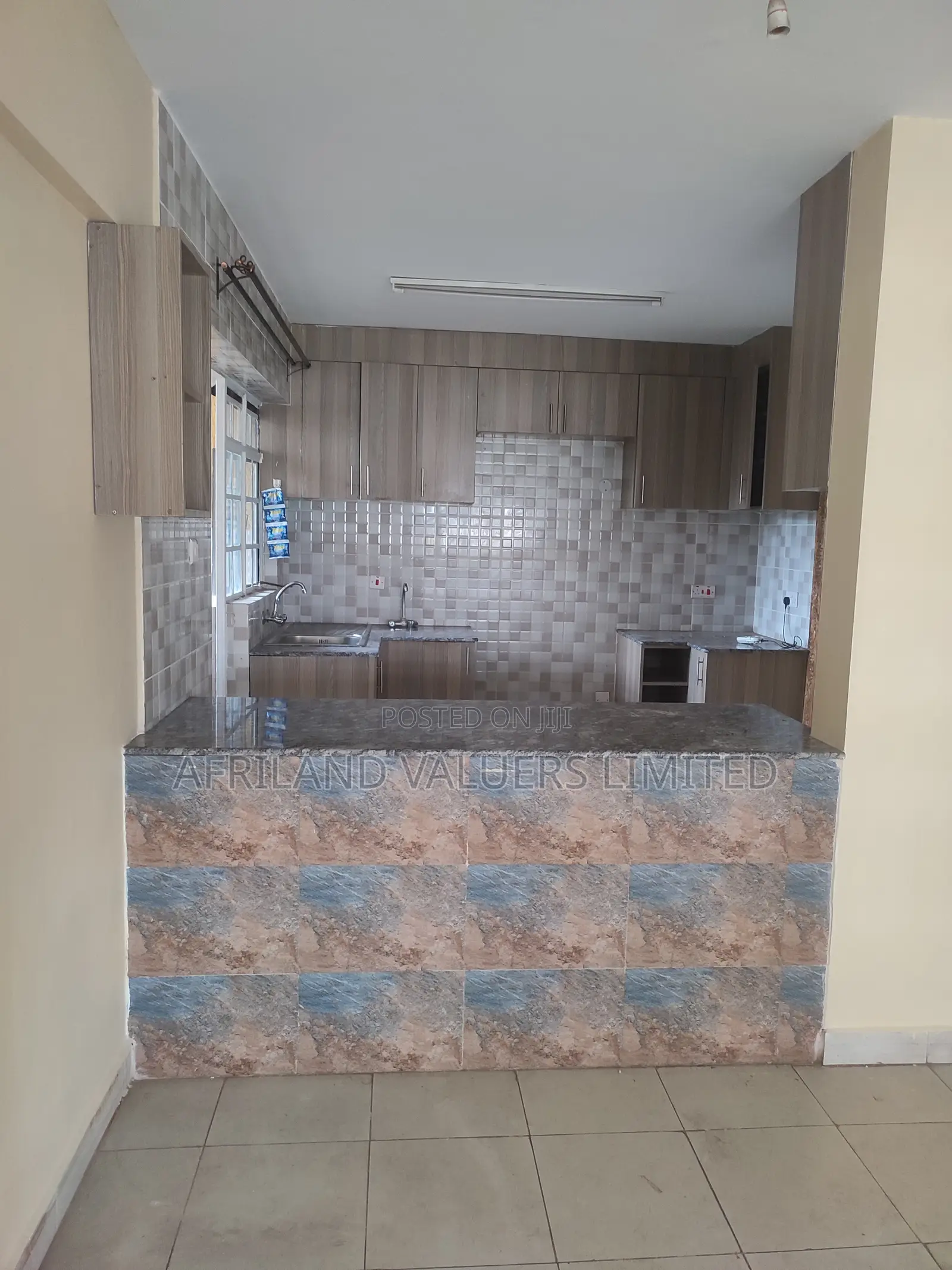 3bdrm Apartment in Midtown Apartments, for rent