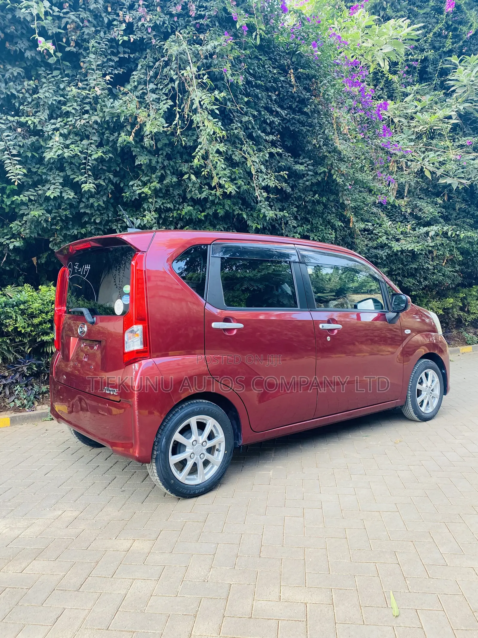 Daihatsu Move 2019 Red