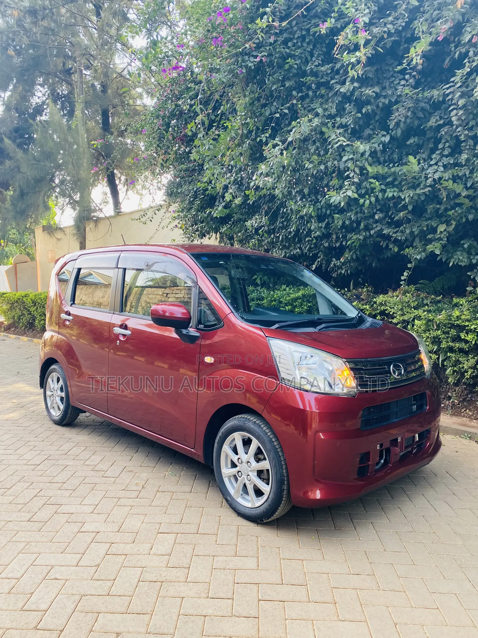 Daihatsu Move 2019 Red