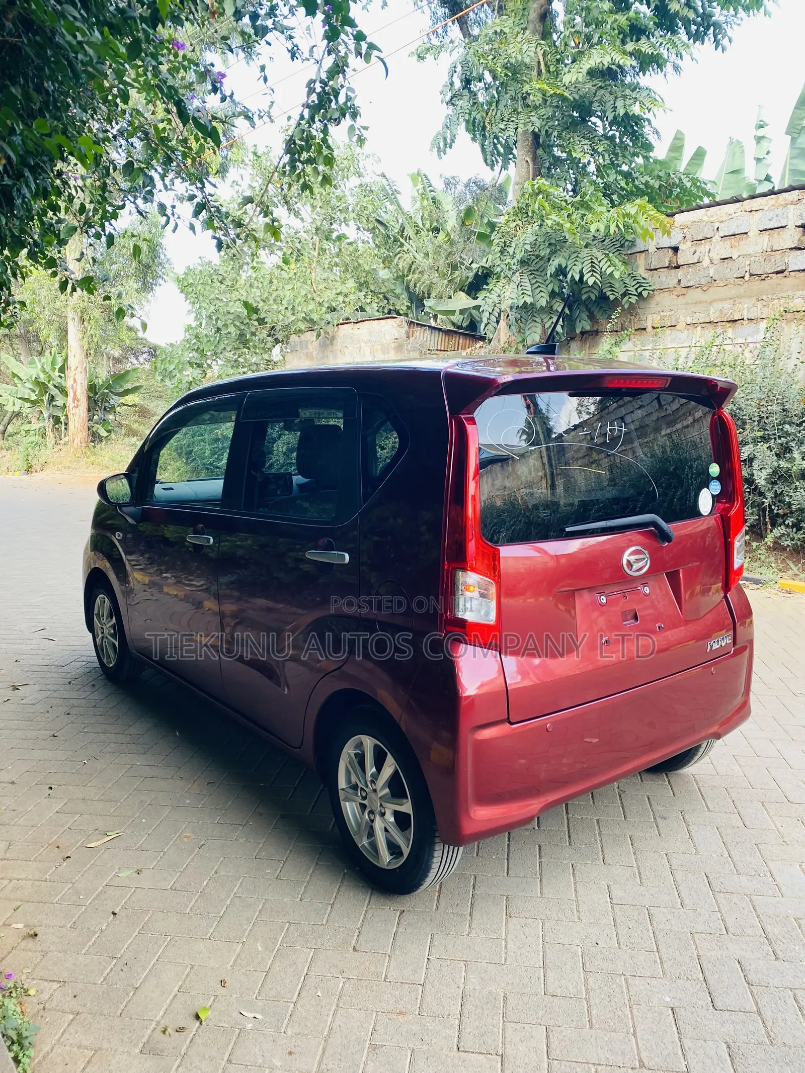 Daihatsu Move 2019 Red