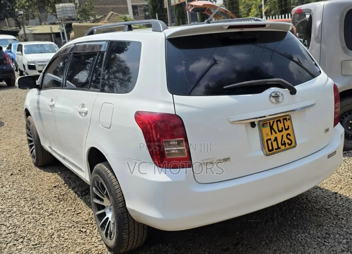 Toyota Corolla Fielder 1.5 Petrol FWD 2008 White