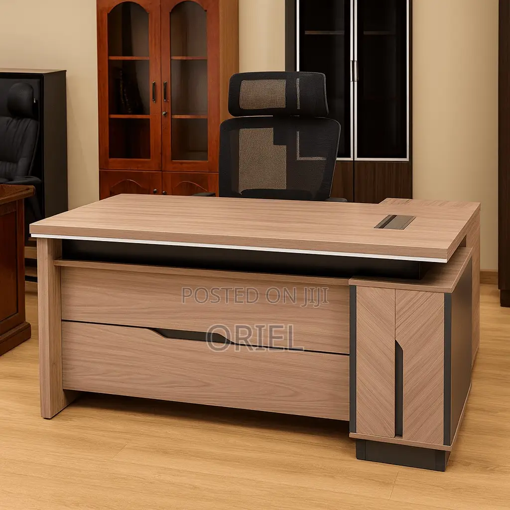 Office Desk : 1600MM Executive Office Desk With Cable Management
