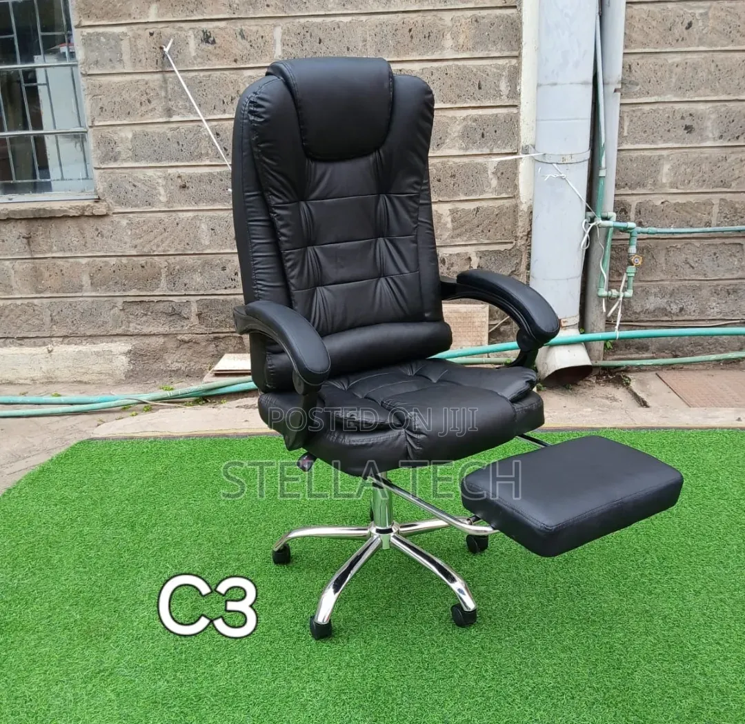Managerial Boss Executive Office Chair With Foot Rest