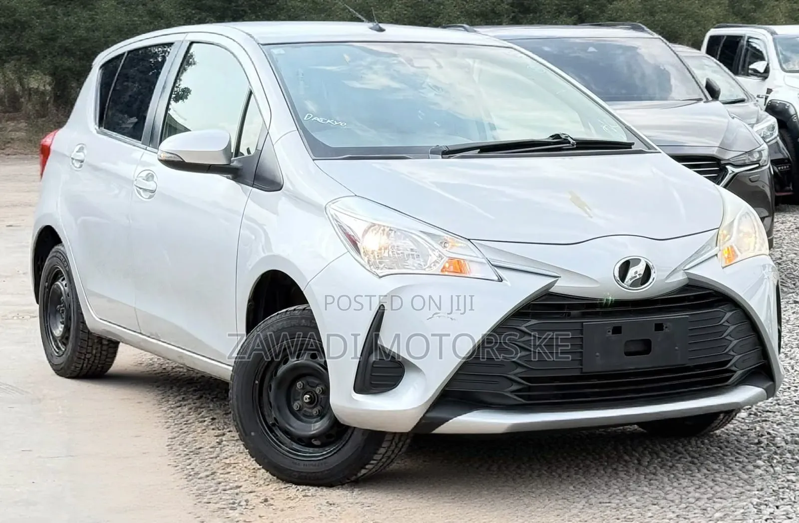 Toyota Vitz 2019 Silver