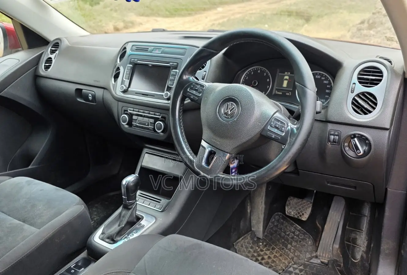 Volkswagen Tiguan 1.4 TSI 2008 Red