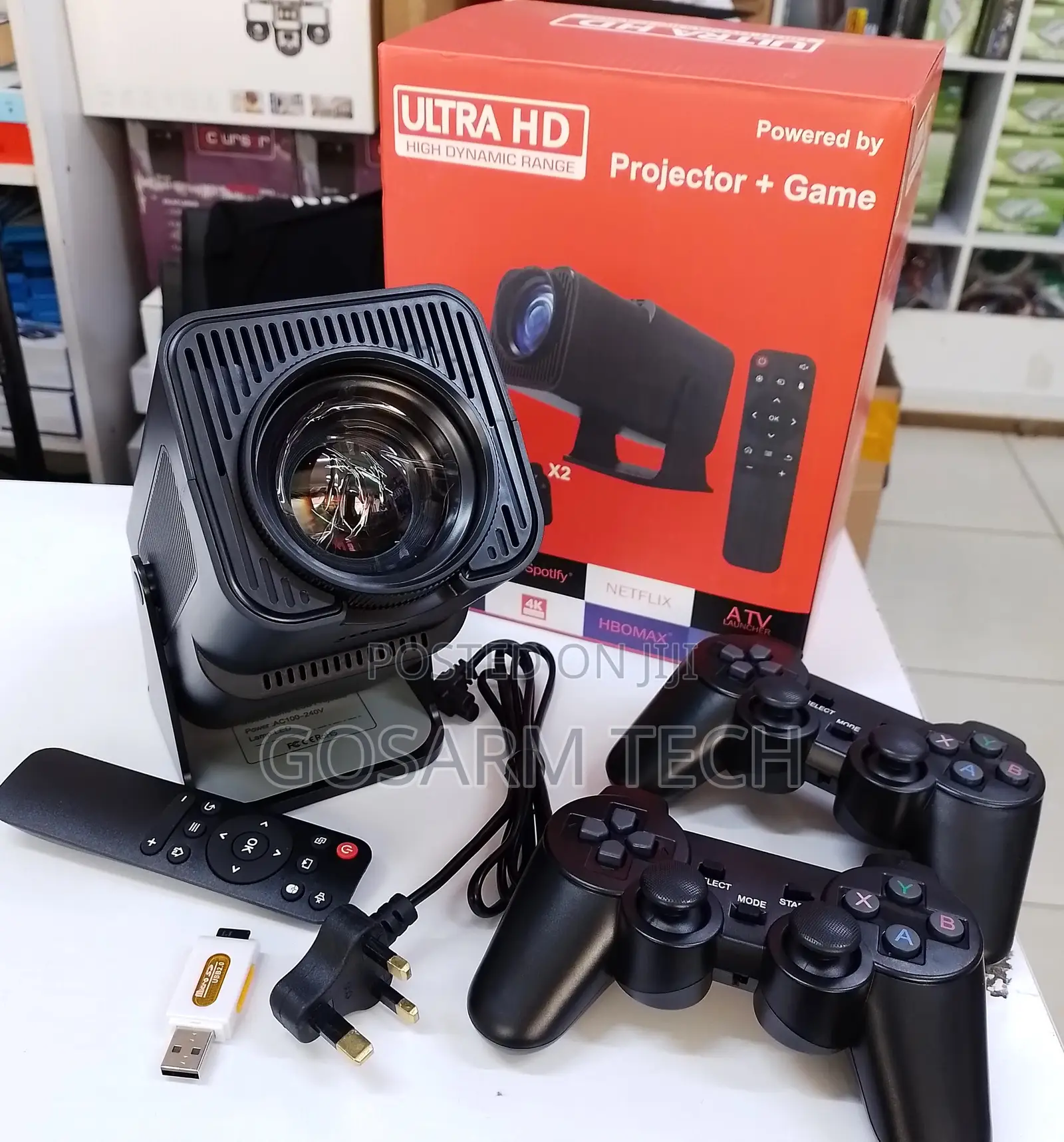 Entertaining Hy320 Gaming Projector for Movies and Games HY320 Black