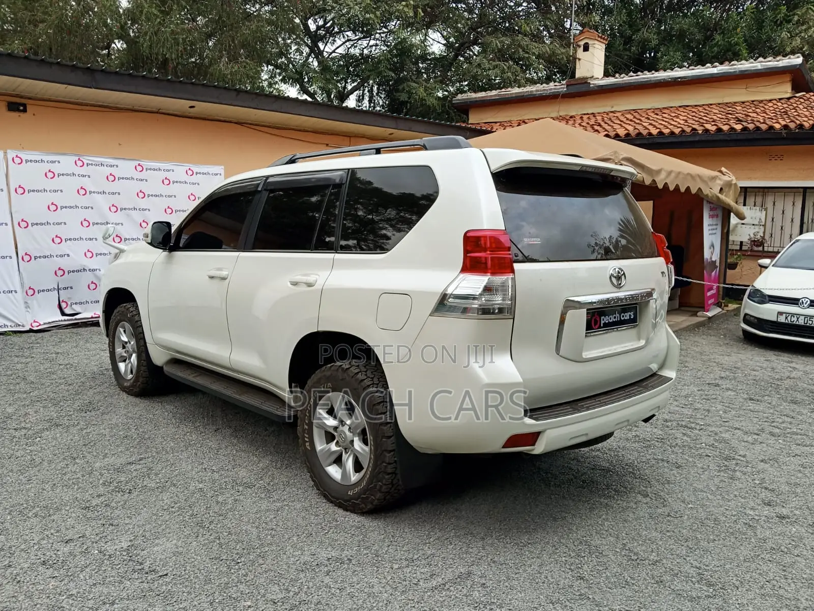 Toyota Land Cruiser Prado 2013 White