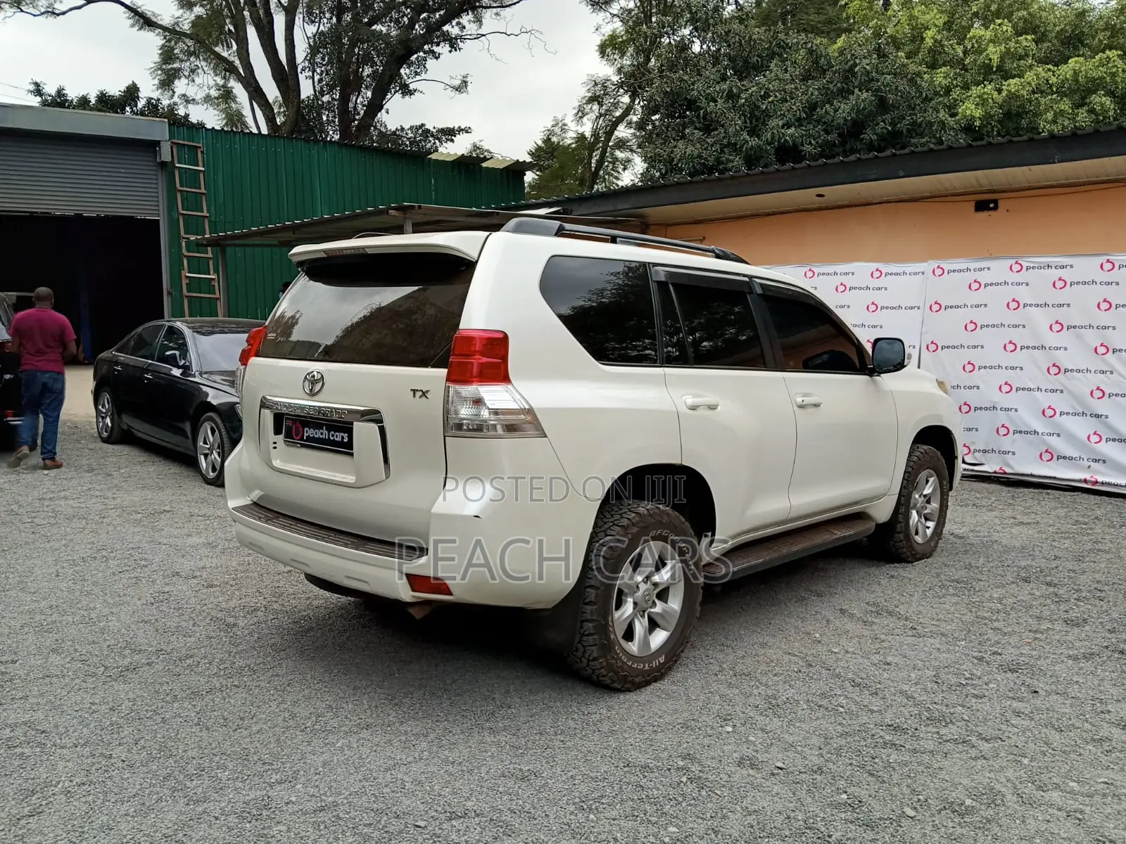 Toyota Land Cruiser Prado 2013 White