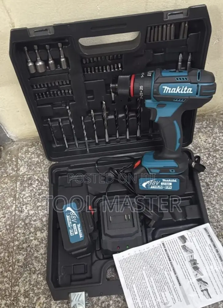 Makita Cordless Drill Set