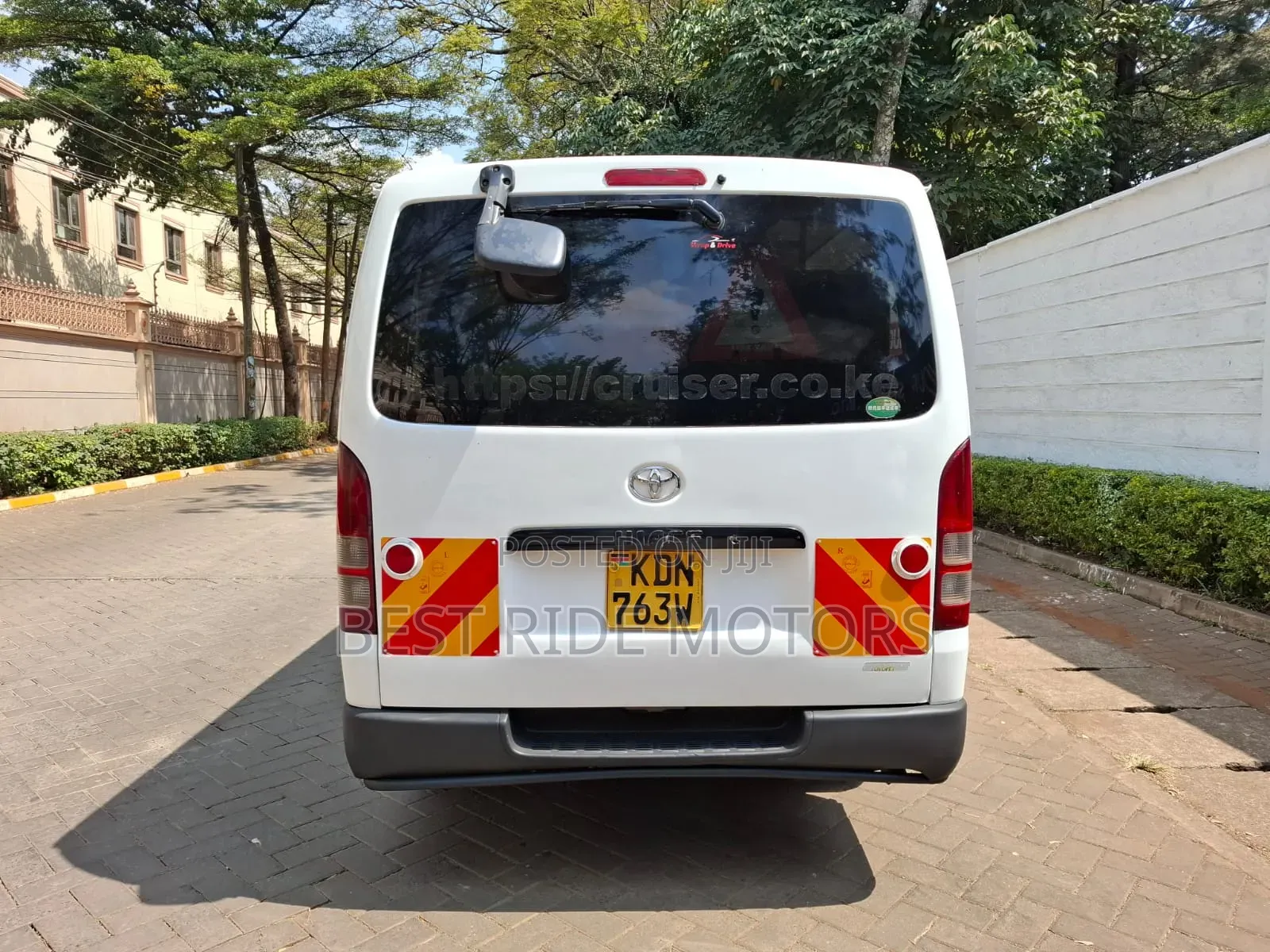 Toyota HiAce 2016 White