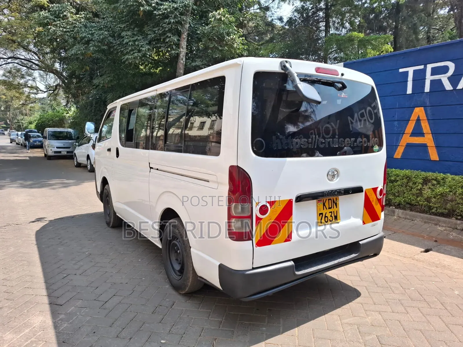 Toyota HiAce 2016 White