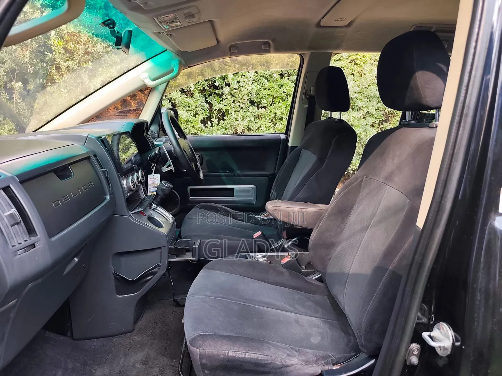 Mitsubishi Delica 2007 Black