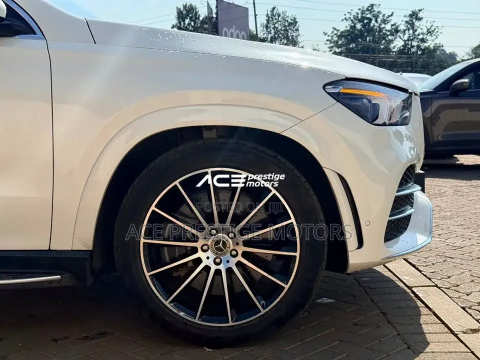 Mercedes-Benz GLE-Class 2021 White