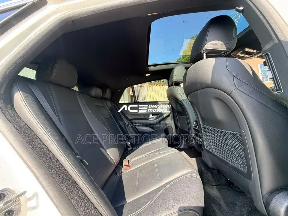 Mercedes-Benz GLE-Class 2021 White