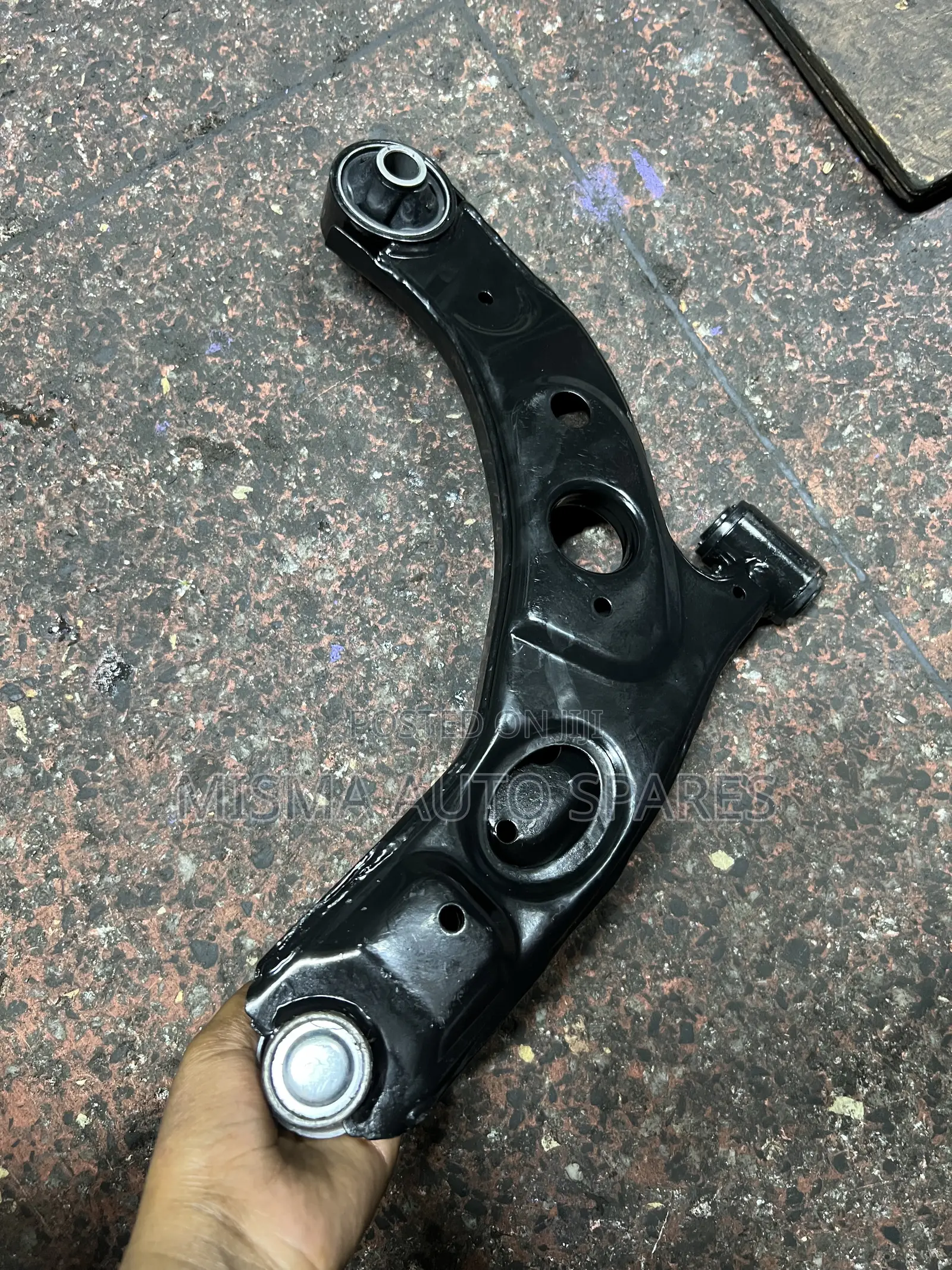 Control Arm Toyota Passo