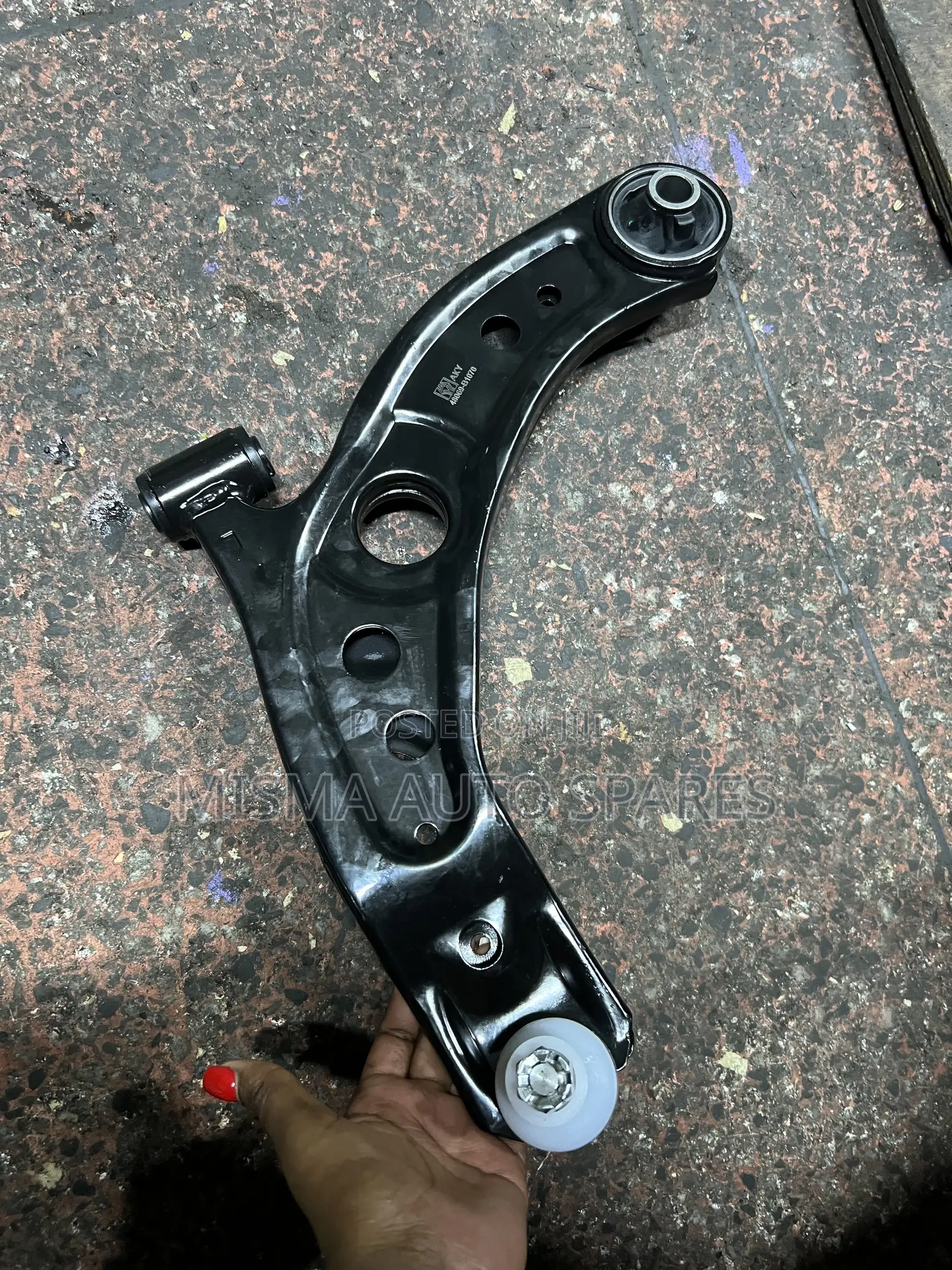 Control Arm Toyota Passo