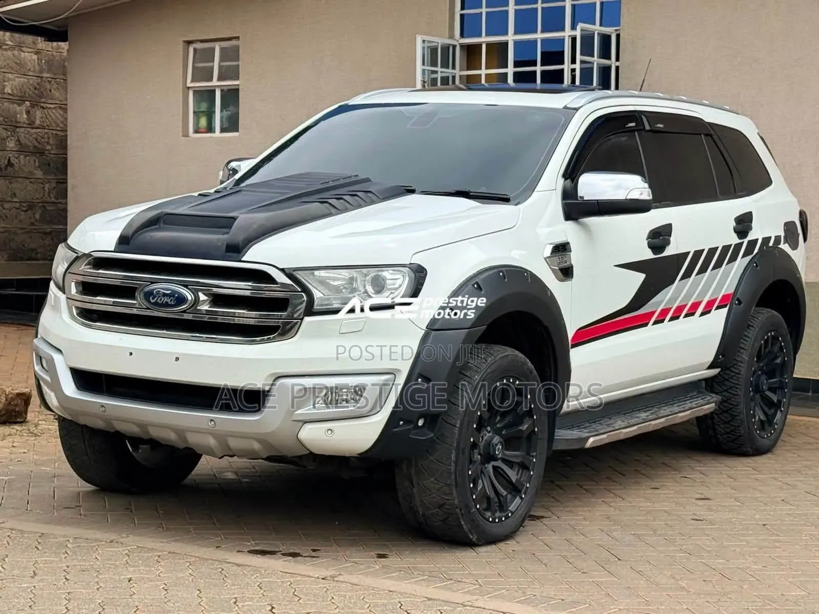 Ford Everest 2016 White