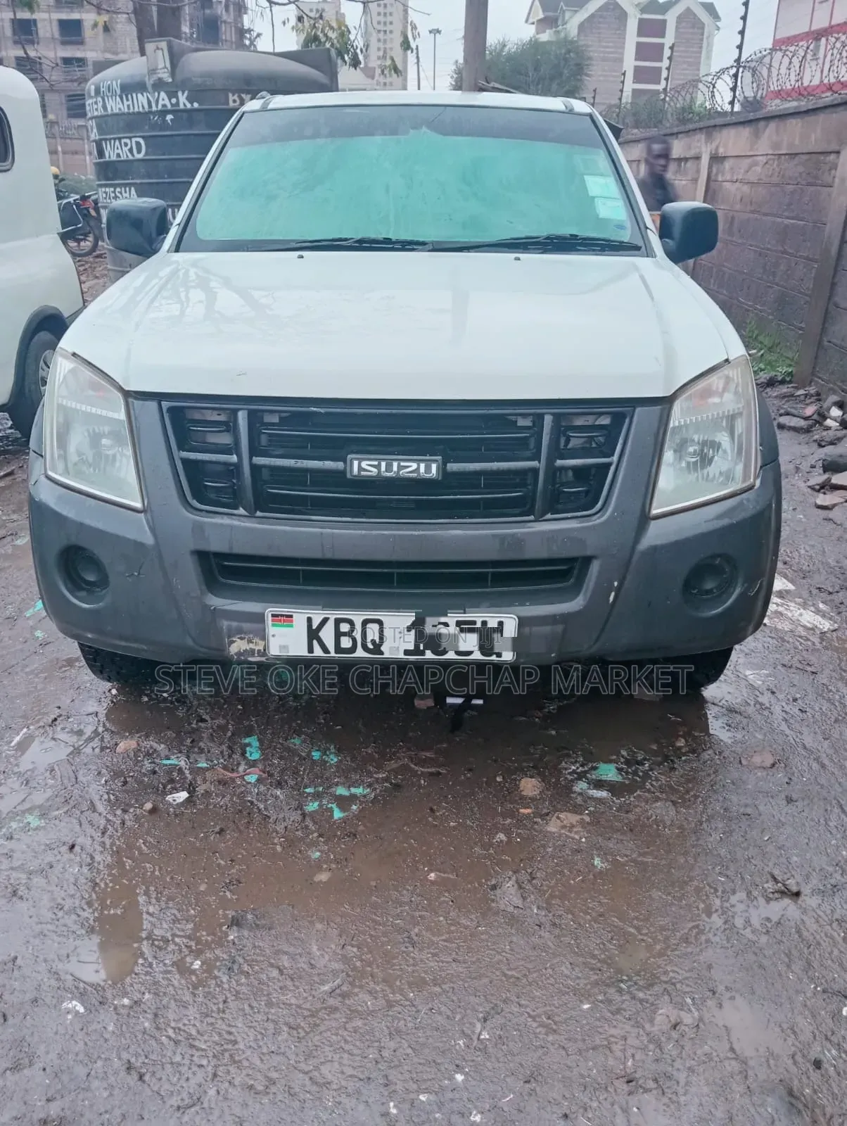 Isuzu D-MAX 2011 White