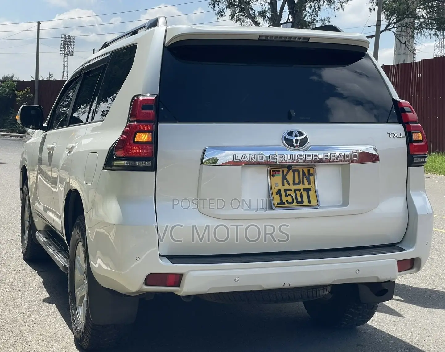 Toyota Land Cruiser Prado 2.8 2018 White