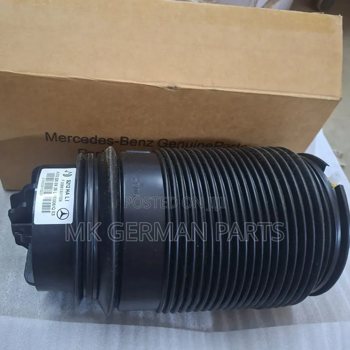 Genuine Mercedes Rear Suspension Air Bellow/Air Bag W212.