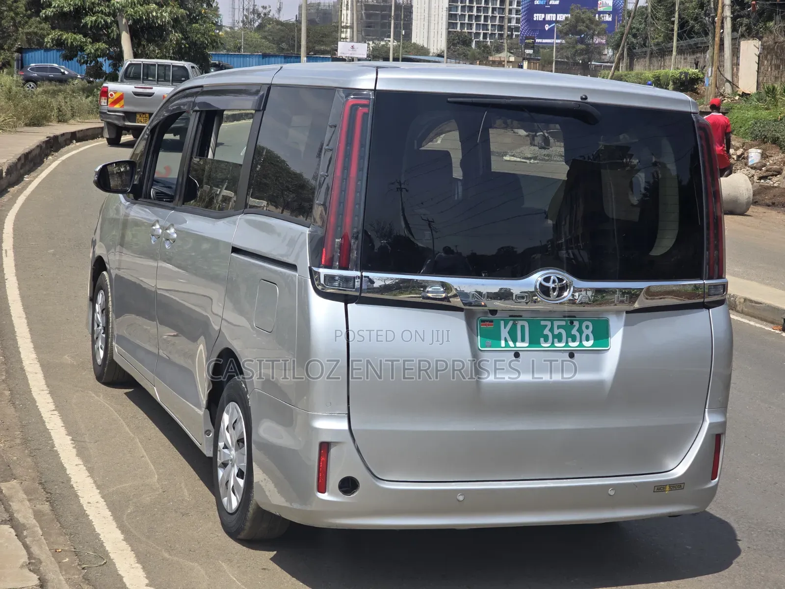 Toyota Noah 2020 Silver