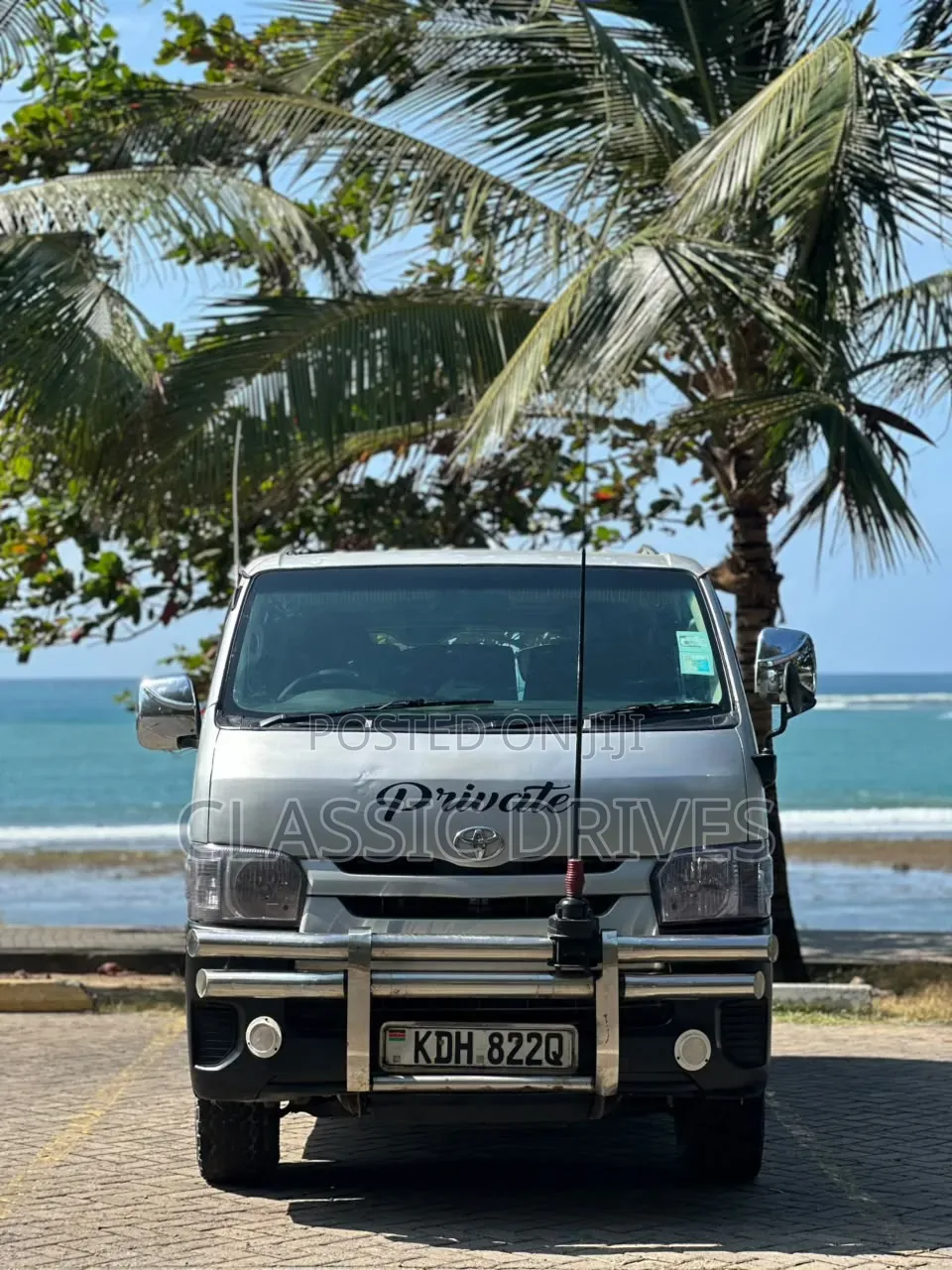 Toyota HiAce 2015
