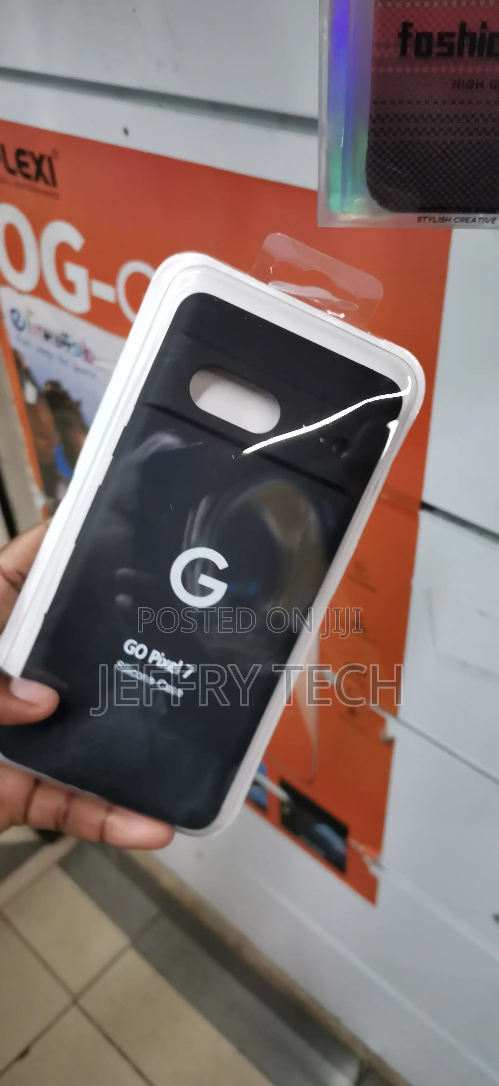 Counterfeit (Knock-Off) Google Pixel 7 Phone Case.