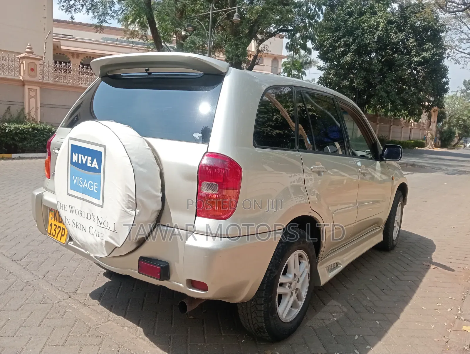 Toyota RAV4 2004 Yellow