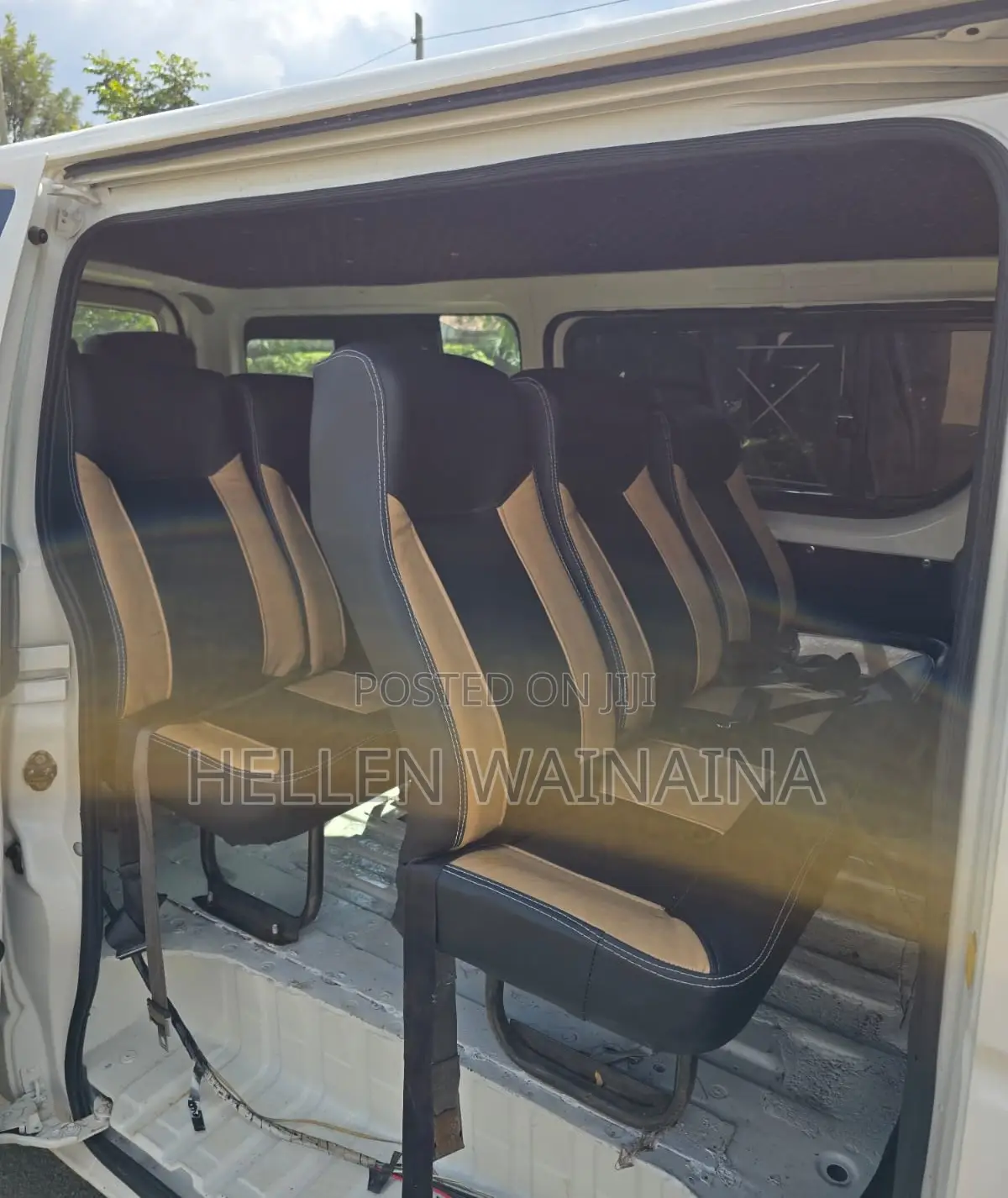 Toyota HiAce 2010 White
