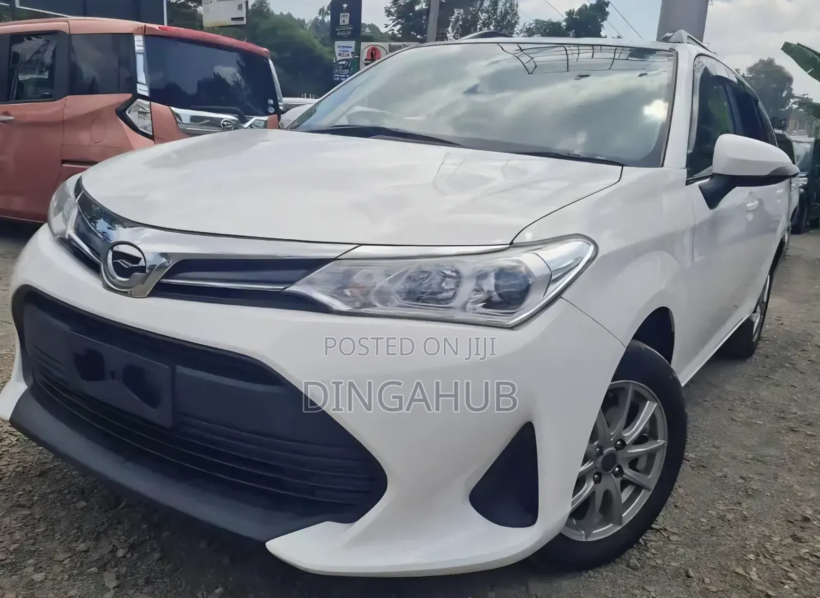 Toyota Corolla Fielder 2019 White