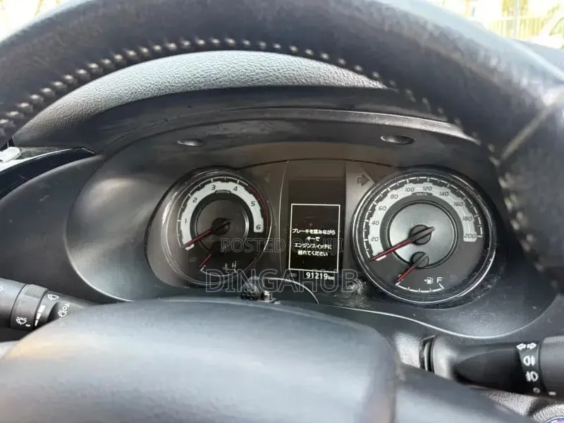 Toyota Hilux 2019 Black