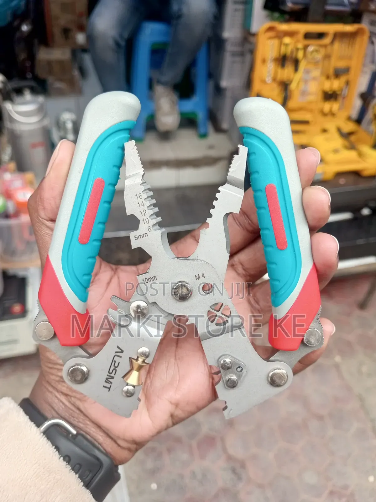 Foldable Wire Stripper
