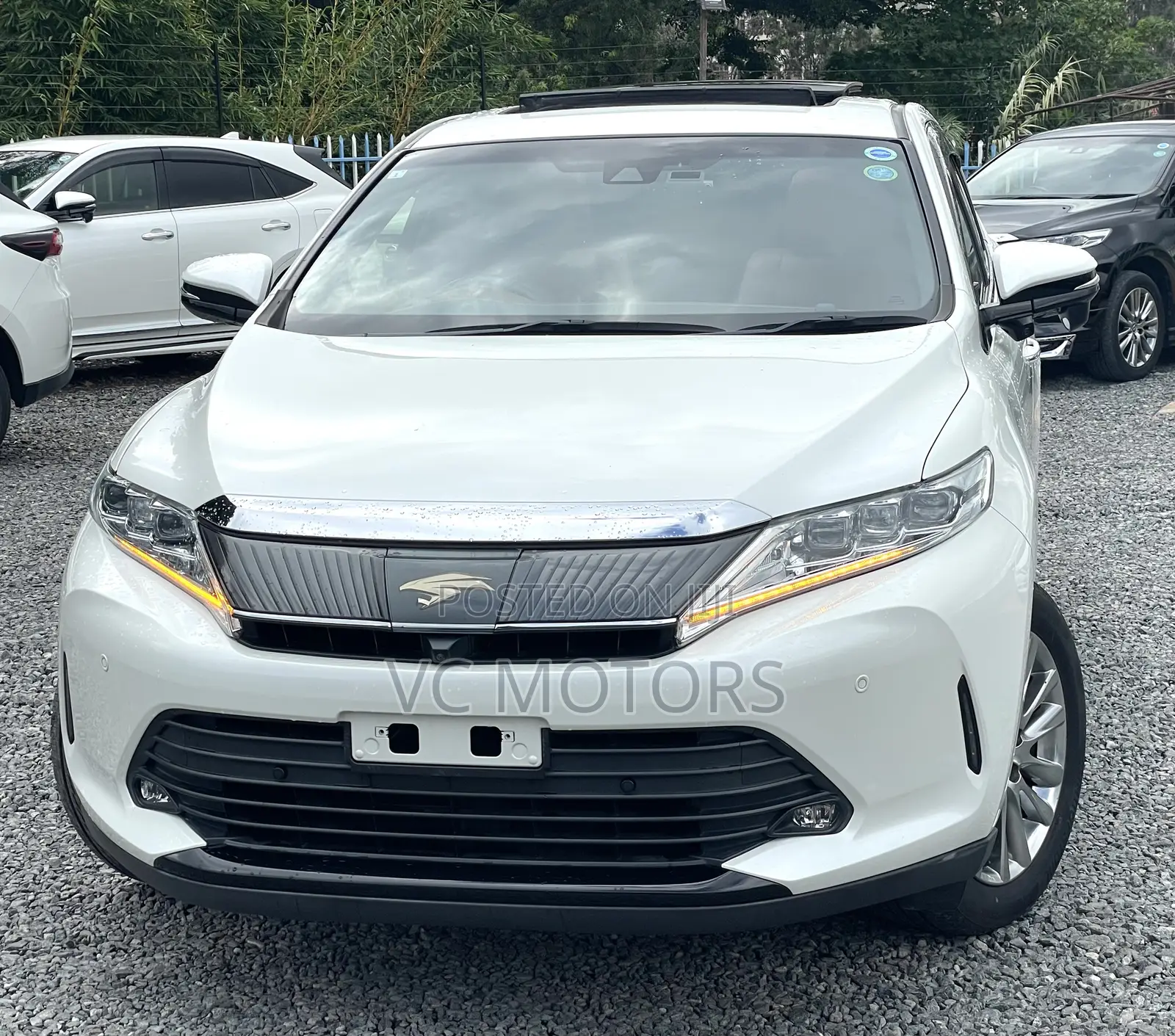 Toyota Harrier 2.0 2019 Pearl
