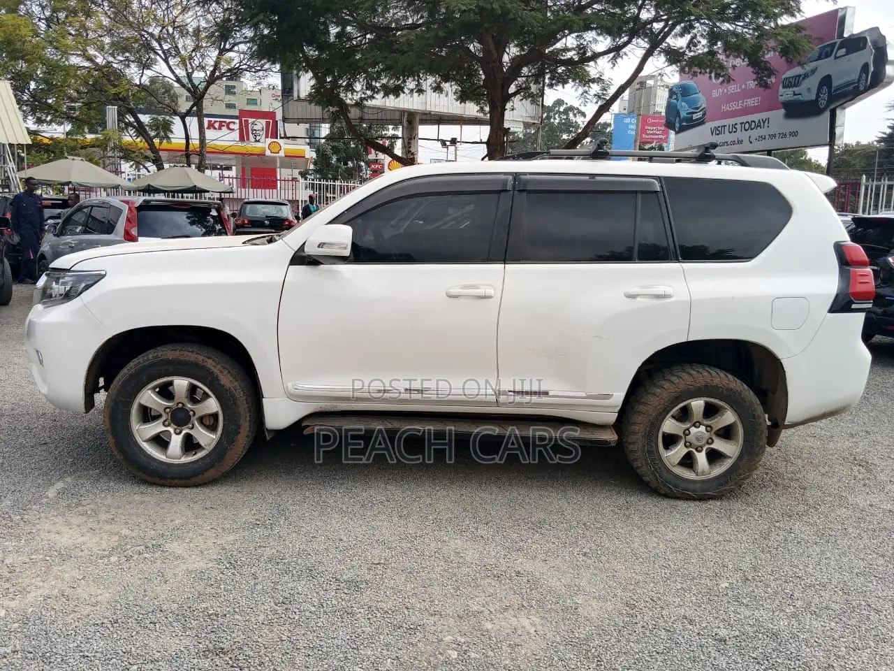 Toyota Land Cruiser Prado 2011 White