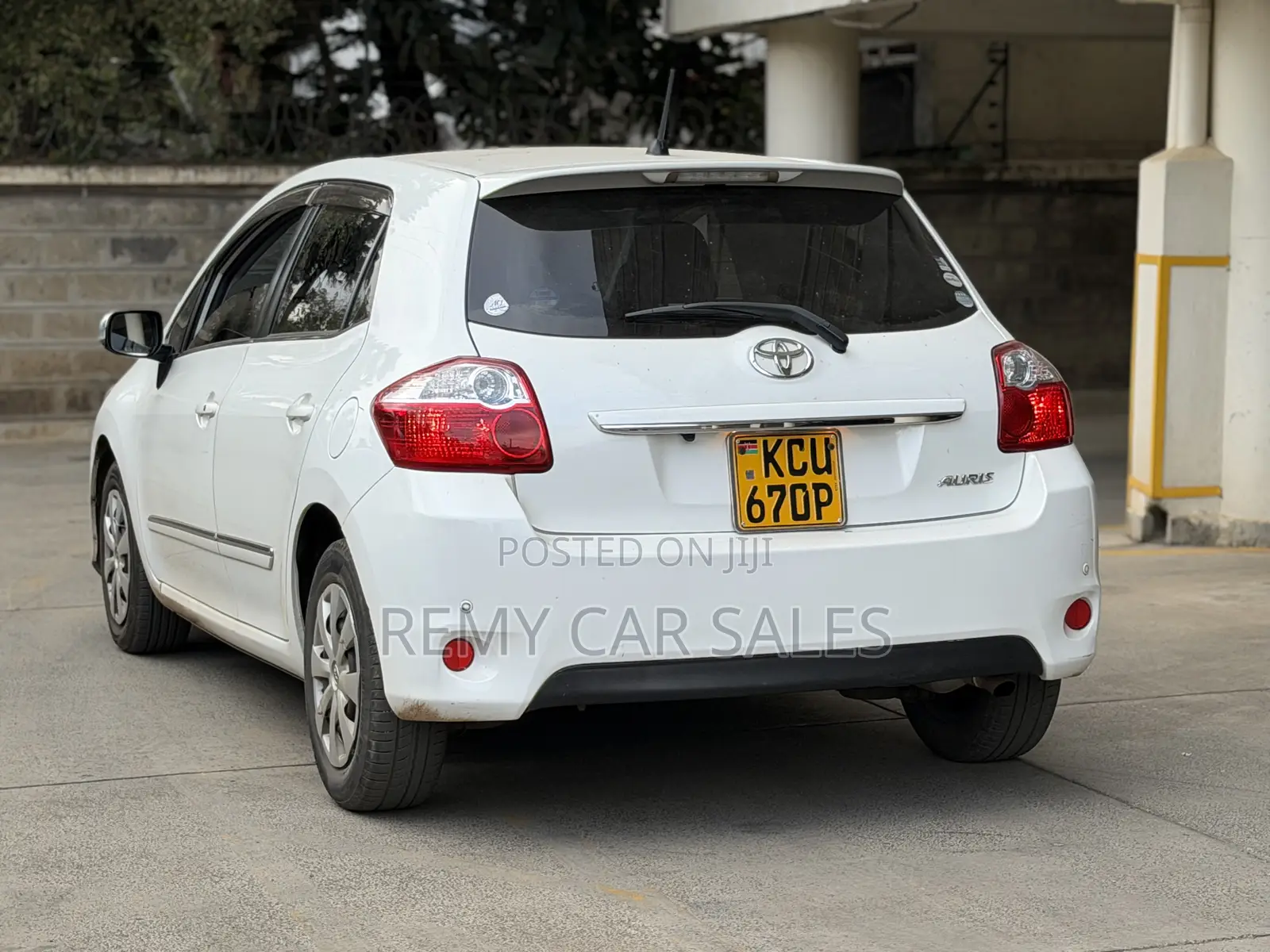 Toyota Auris 2012 White