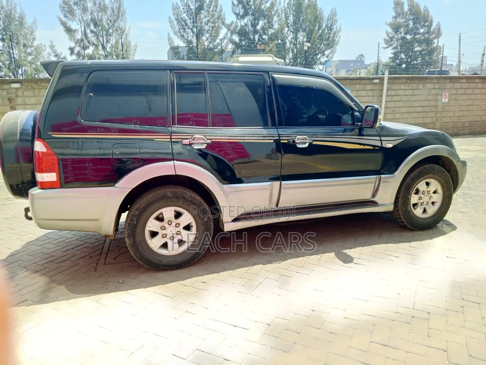 Mitsubishi Pajero 2004 Black