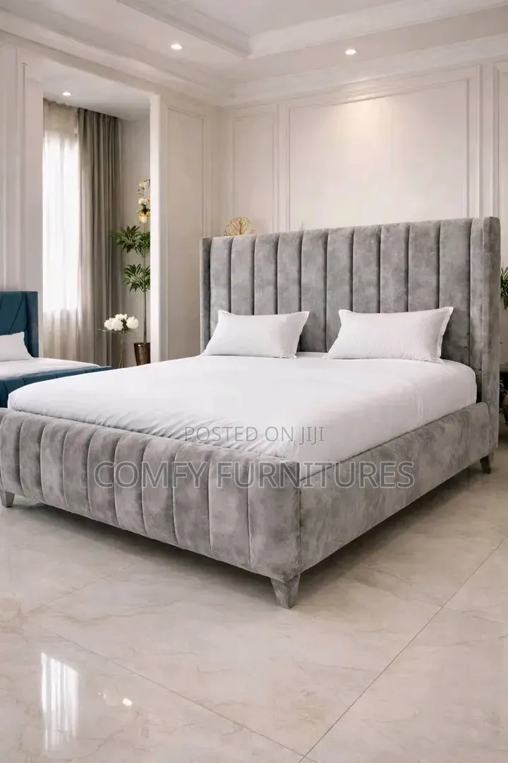Gray 5by6 Mocket Bed