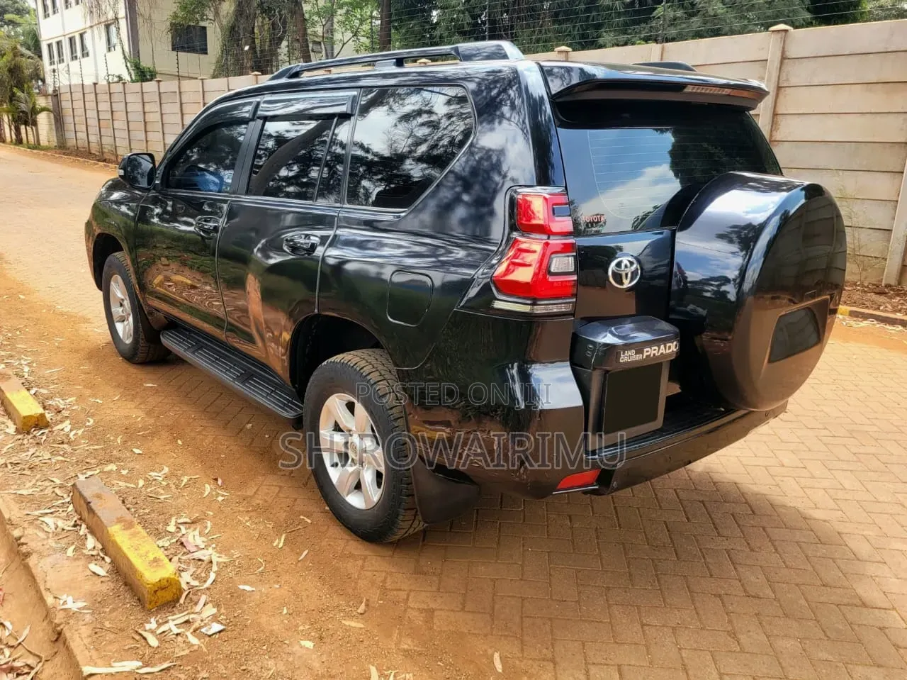 Toyota Land Cruiser Prado 2017 Matt Black