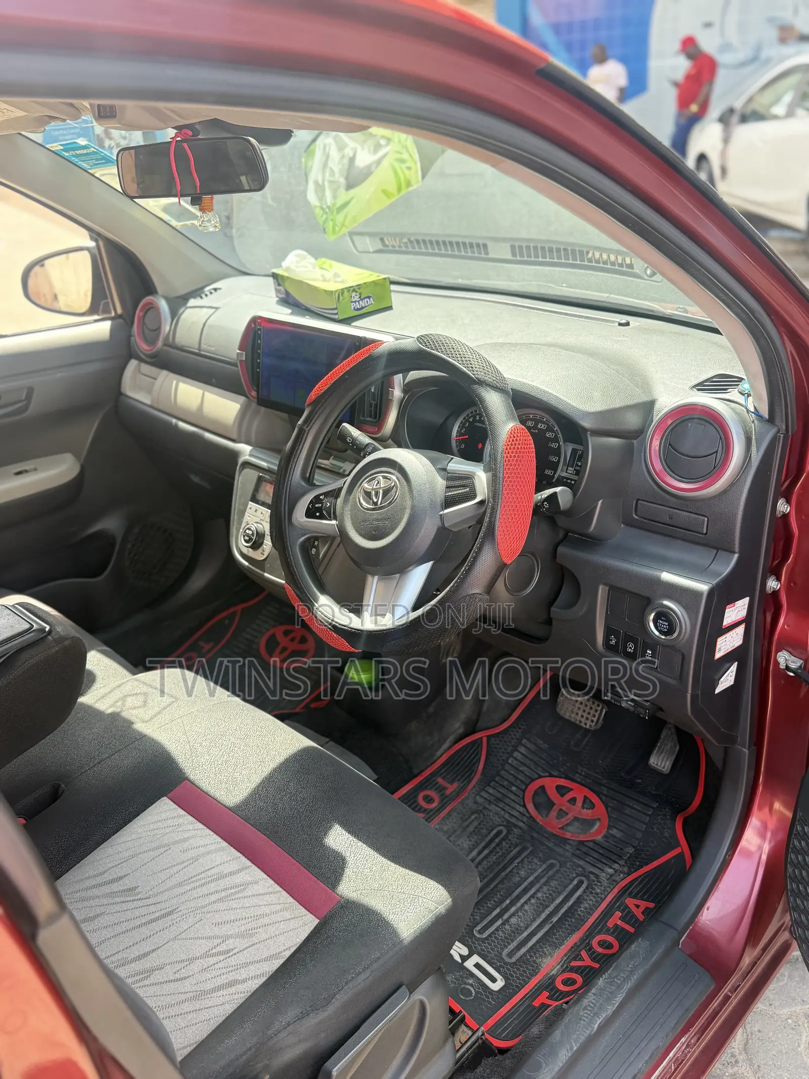 Toyota Passo 1.0 FWD 2017 Red